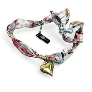 NWT ⚜️💖⚜️ Gemelli Gorgeous Adjustable Satin Scarf Necklace with Heart Pendant